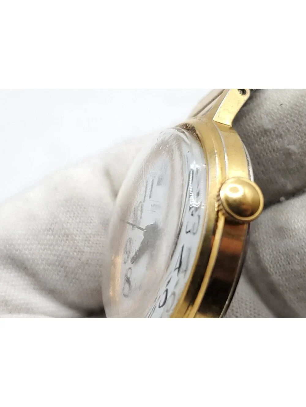 Vintage Timex Marlin Big Reader Mechanical  30mm Watch Running Gold Tone